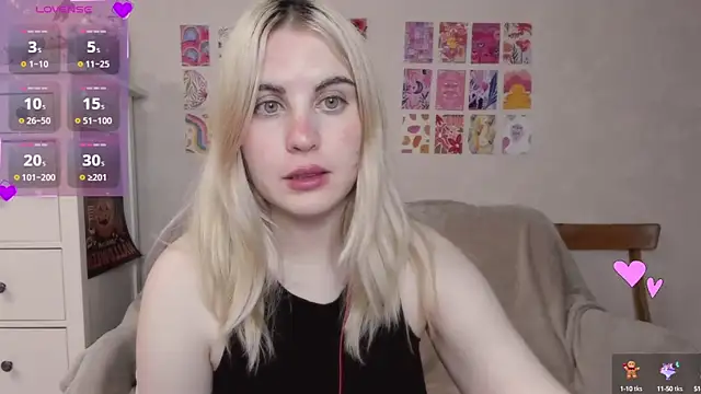 Snapshot of pawpaws chatting on 12/19/24, 07:07 pawpaws online show from 12/19/24, 07:07