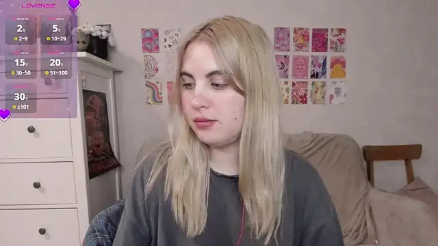 Snapshot of pawpaws chatting on 01/19/25, 03:21 pawpaws online show from 01/19/25, 03:21