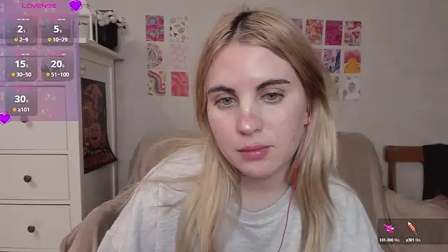 Snapshot of pawpaws chatting on 02/10/25, 08:00 pawpaws online show from 02/10/25, 08:00