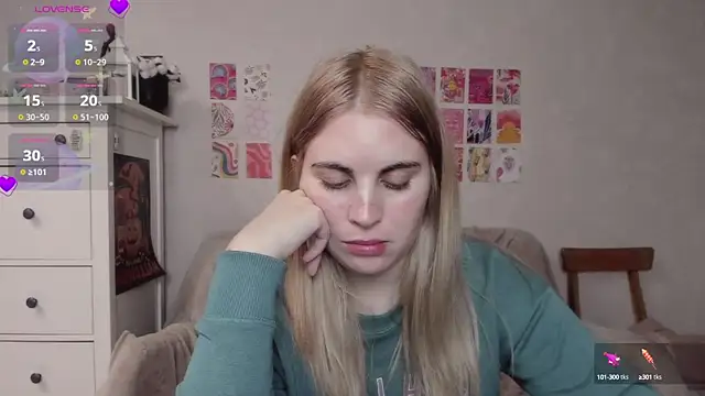 Snapshot of pawpaws chatting on 02/15/25, 02:33 pawpaws online show from 02/15/25, 02:33