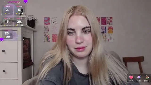 Snapshot of pawpaws chatting on 02/16/25, 07:27 pawpaws online show from 02/16/25, 07:27