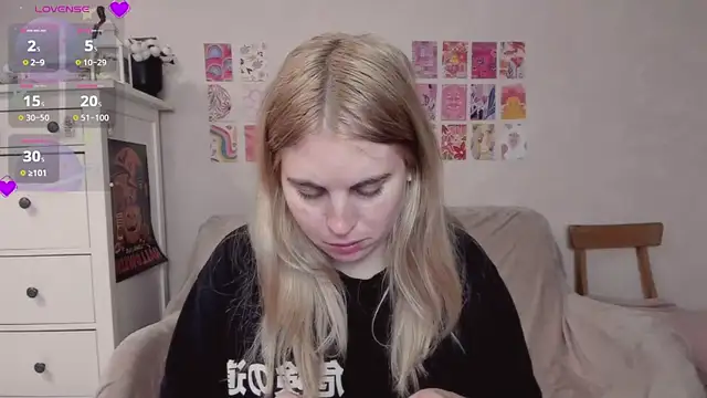 Snapshot of pawpaws chatting on 02/22/25, 08:53 pawpaws online show from 02/22/25, 08:53