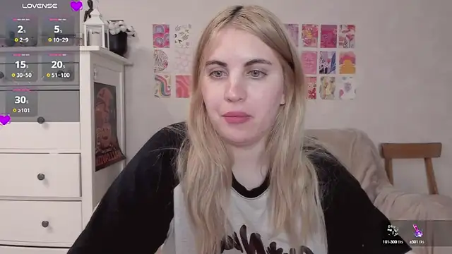 Snapshot of pawpaws chatting on 03/06/25, 08:16 pawpaws online show from 03/06/25, 08:16