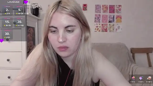 Snapshot of pawpaws chatting on 03/08/25, 03:56 pawpaws online show from 03/08/25, 03:56