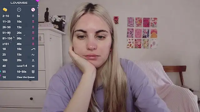 Snapshot of pawpaws chatting on 09/25/25, 07:45 pawpaws online show from 09/25/25, 07:45