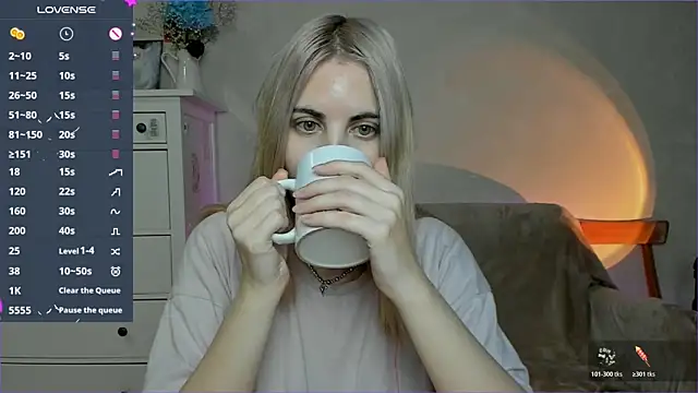 Snapshot of pawpaws chatting on 11/29/25, 07:00 pawpaws online show from 11/29/25, 07:00