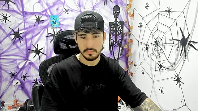 DmitriSanders online show from 12/16/25, 01:10