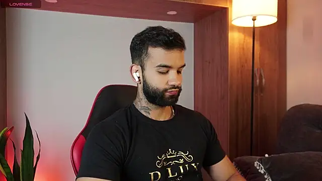 MarkHazze online show from 11/18/25, 11:37