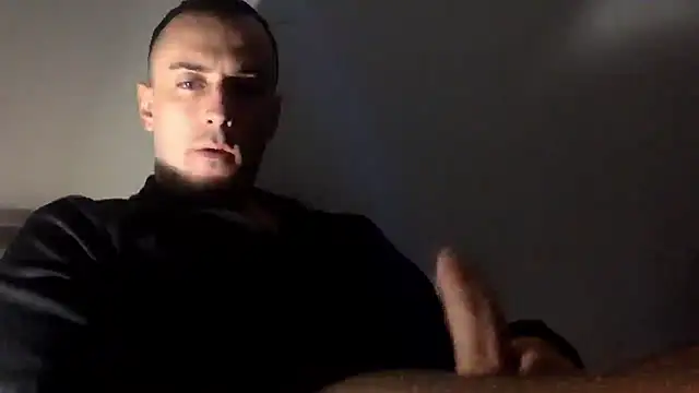 Snapshot of mainnrd chatting on 09/25/25, 05:16 mainnrd online show from 09/25/25, 05:16