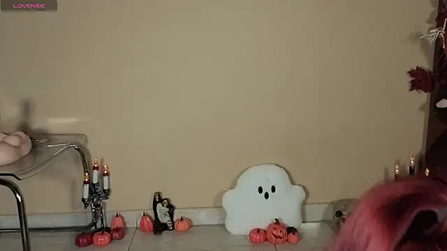 Ivanna Diamon online show from 10/31/25, 03:18