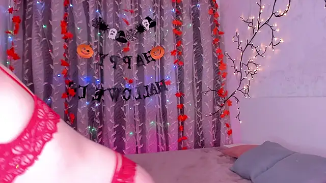 space cowgirl online show from 11/18/25, 10:20