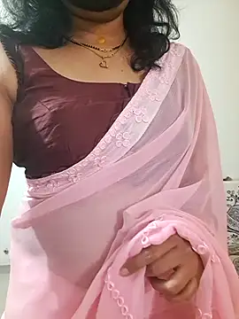 Snapshot of khushikhushi chatting on 12/24/24, 06:11 khushikhushi online show from 12/24/24, 06:11