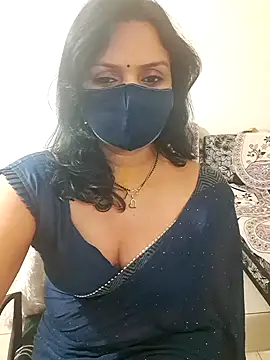 Snapshot of khushikhushi chatting on 01/09/25, 05:11 khushikhushi online show from 01/09/25, 05:11