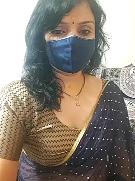 Snapshot of khushikhushi chatting on 01/11/25, 10:51 khushikhushi online show from 01/11/25, 10:51