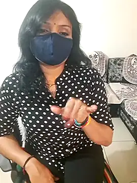 Snapshot of khushikhushi chatting on 02/16/25, 09:59 khushikhushi online show from 02/16/25, 09:59