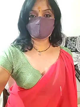 Snapshot of khushikhushi chatting on 02/19/25, 10:01 khushikhushi online show from 02/19/25, 10:01