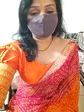 Snapshot of khushikhushi chatting on 03/10/25, 01:10 khushikhushi online show from 03/10/25, 01:10