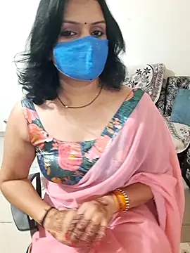 Snapshot of khushikhushi chatting on 10/11/25, 05:55 khushikhushi online show from 10/11/25, 05:55