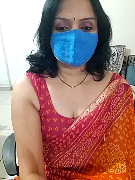 Snapshot of khushikhushi chatting on 10/14/25, 05:03 khushikhushi online show from 10/14/25, 05:03