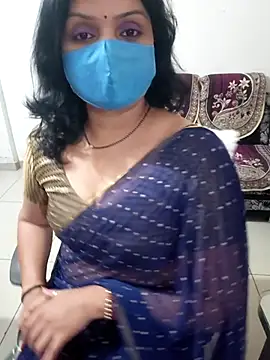 Snapshot of khushikhushi chatting on 10/29/25, 05:36 khushikhushi online show from 10/29/25, 05:36