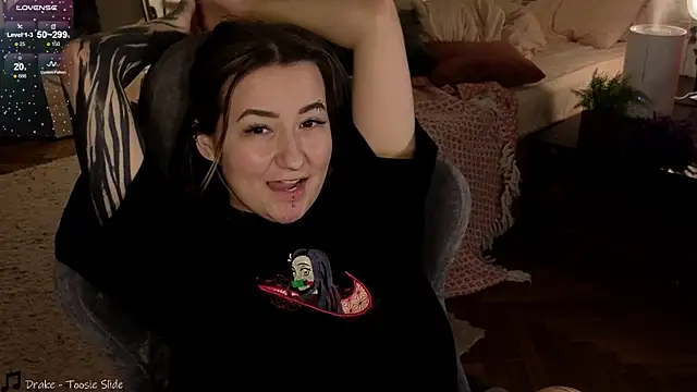 Snapshot of Megan__Hart chatting on 01/11/25, 05:41 Megan Hart online show from 01/11/25, 05:41