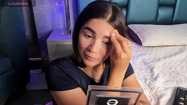 bellaa becca online show from 11/23/25, 06:41