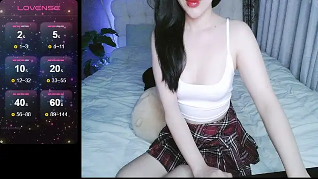 Snapshot of _Viviann_ chatting on 12/09/24, 04:05 Viviann online show from 12/09/24, 04:05
