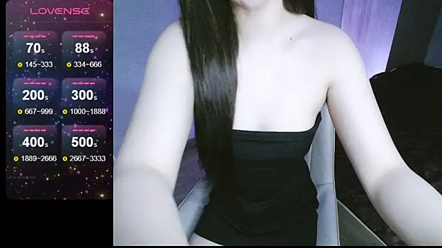 Snapshot of _Viviann_ chatting on 03/04/25, 04:20 Viviann online show from 03/04/25, 04:20