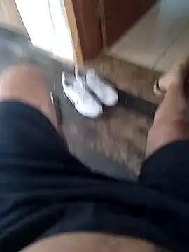 Snapshot of dredre1069 chatting on 01/20/25, 09:01 dredre1069 online show from 01/20/25, 09:01