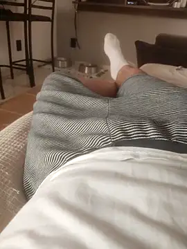 Snapshot of dredre1069 chatting on 11/05/25, 02:39 dredre1069 online show from 11/05/25, 02:39