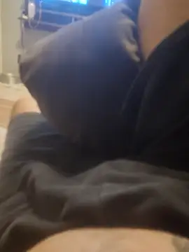 Snapshot of dredre1069 chatting on 11/21/25, 01:59 dredre1069 online show from 11/21/25, 01:59