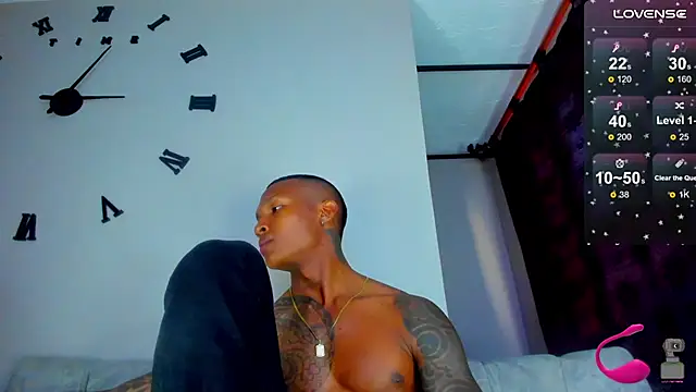 esteveen ortegas  online show from 03/17/25, 11:42