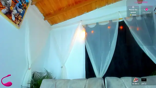 esteveen ortegas  online show from 10/13/25, 11:27