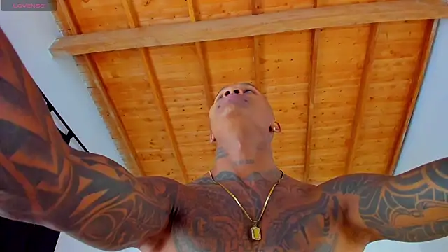 esteveen ortegas  online show from 04/15/26, 07:59