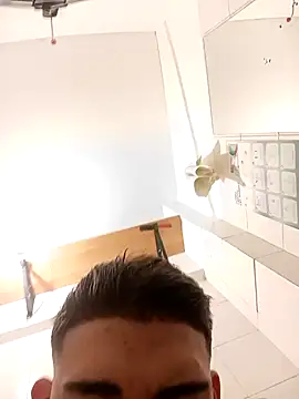 sebaspenegrande2002 online show from 04/01/26, 04:37