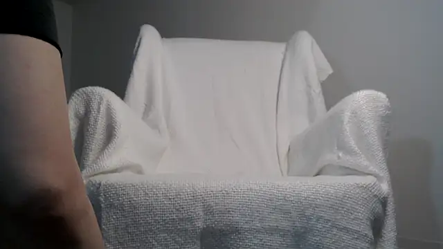 Lily 0000 online show from 12/12/24, 05:48