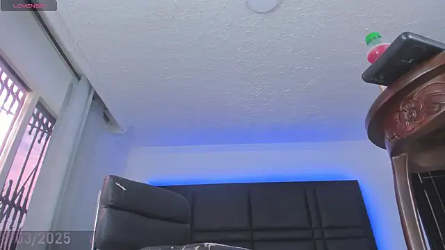 Snapshot of Brianna_Stars chatting on 03/09/25, 02:43 Brianna Stars online show from 03/09/25, 02:43