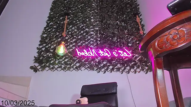 Snapshot of Brianna_Stars chatting on 03/11/25, 01:05 Brianna Stars online show from 03/11/25, 01:05