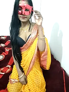 Snapshot of RADHA95 chatting on 02/13/25, 03:46 RADHA95 online show from 02/13/25, 03:46
