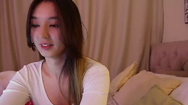 Sarasuo1 online show from 12/11/24, 01:28