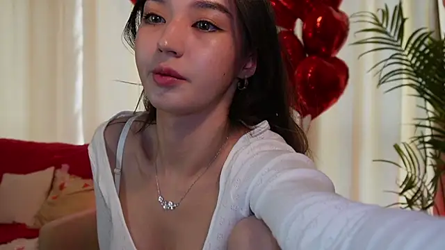 Sarasuo1 online show from 02/15/25, 10:22