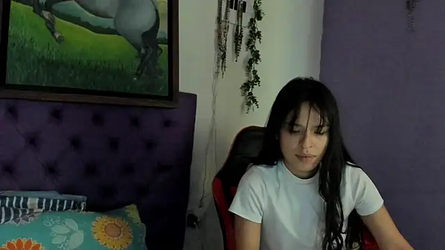 Snapshot of Cloeandtyfanny chatting on 07/24/26, 04:27 Cloeandtyfanny online show from 07/24/26, 04:27