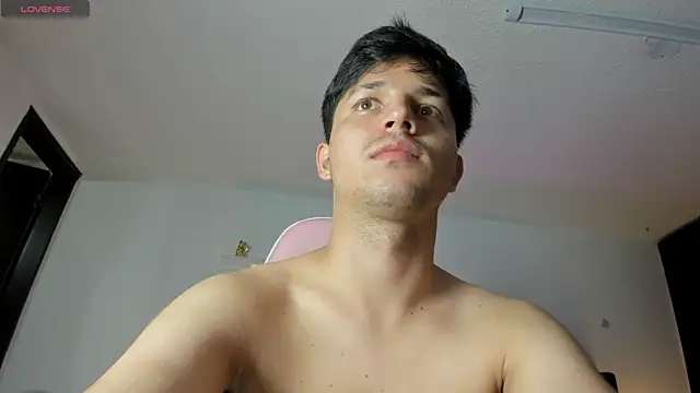 Issac james  online show from 09/13/25, 04:56