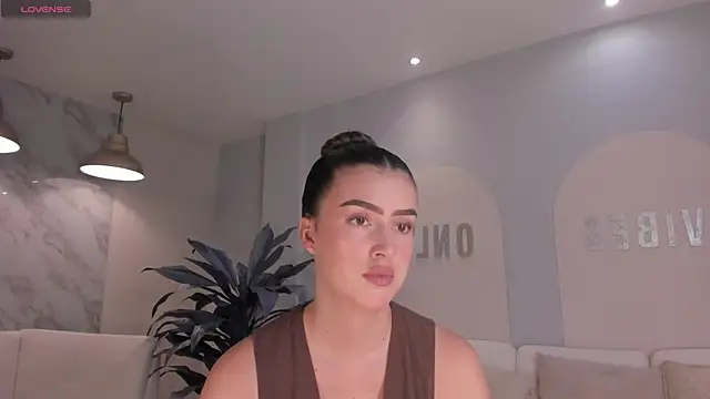 PaulinaSantos  online show from 03/15/26, 04:57