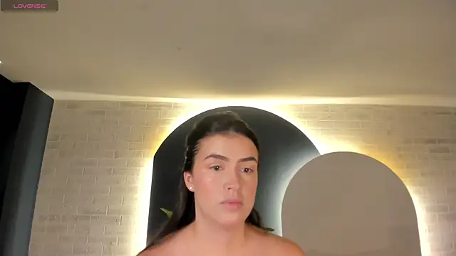 PaulinaSantos  online show from 04/19/26, 05:12