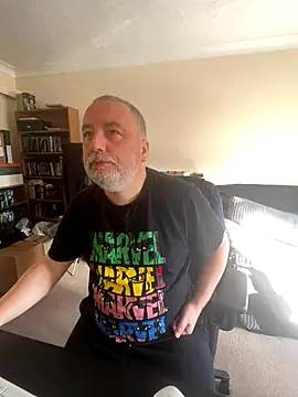 LondonTeffy online show from 10/24/25, 09:06