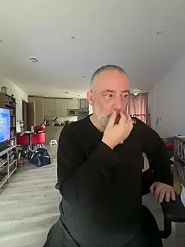 LondonTeffy online show from 03/24/26, 09:36