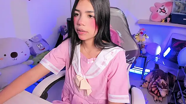 Snapshot of cutestephuwu chatting on 10/10/25, 01:04 cutestephuwu online show from 10/10/25, 01:04