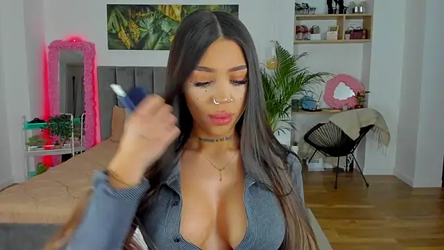 Fancy Jenn online show from 03/11/25, 06:41