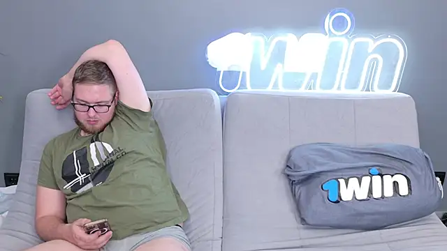 Ksenny online show from 12/22/24, 03:55